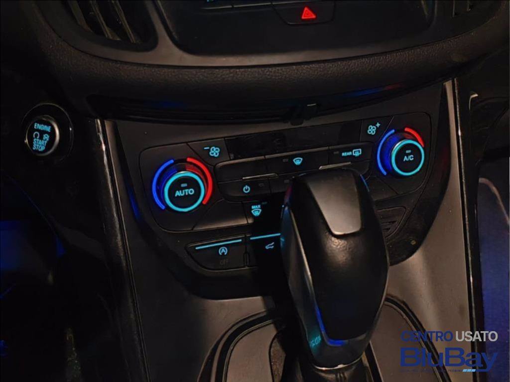 FORD Kuga 2.0 TDCI 150 CV S&S 4WD Powershift Titanium