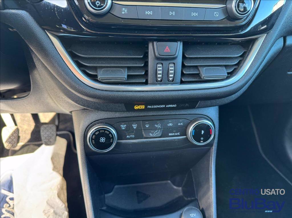 FORD Fiesta 1.1 75 CV GPL 5 porte Titanium