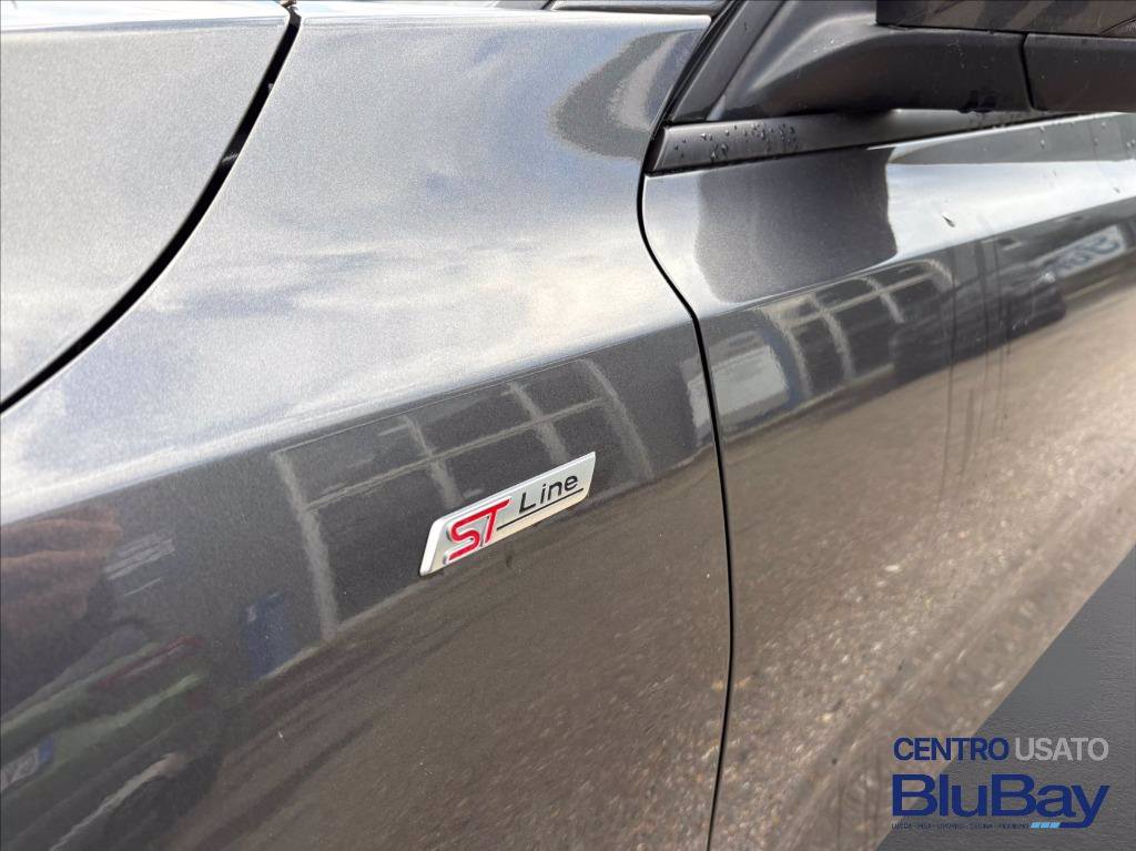 FORD Focus 1.0 EcoBoost Hybrid 125 CV 5p. ST-Line Design