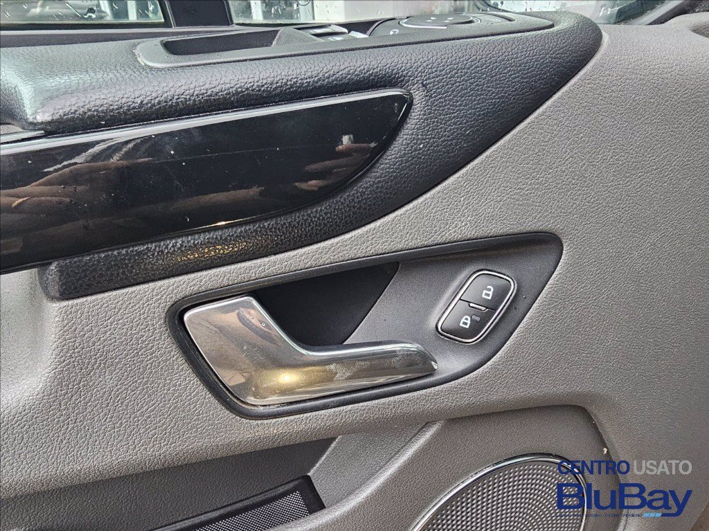 FORD Tourneo Custom 320 2.0 EcoBlue 130CV aut. PC Titanium