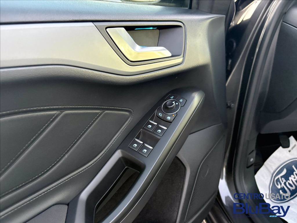 FORD Focus 1.0 EcoBoost Hybrid 125 CV 5p. ST-Line Design