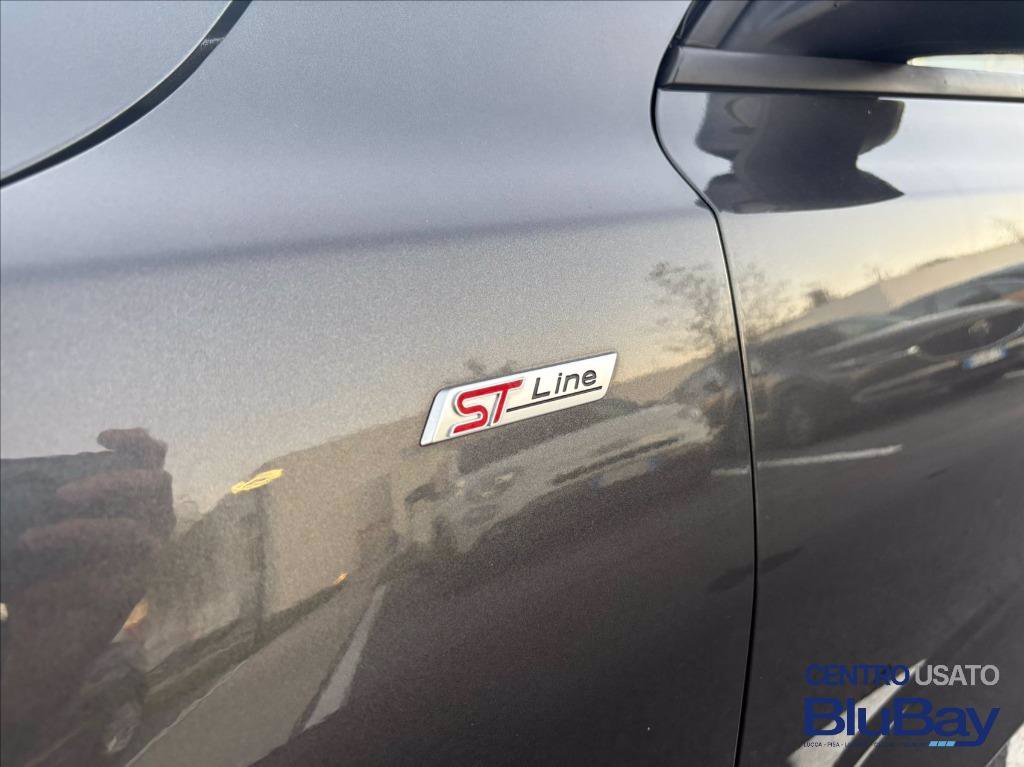 FORD Focus 1.0 EcoBoost Hybrid 125 CV 5p. ST-Line Design