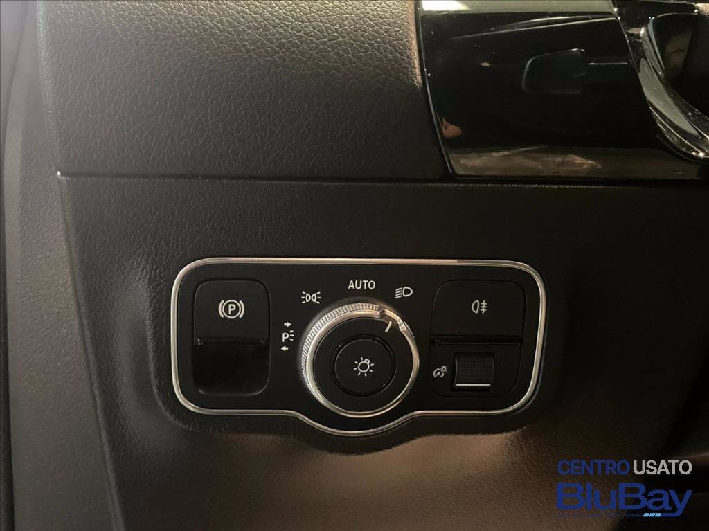 MERCEDES EQA 250 Premium Plus