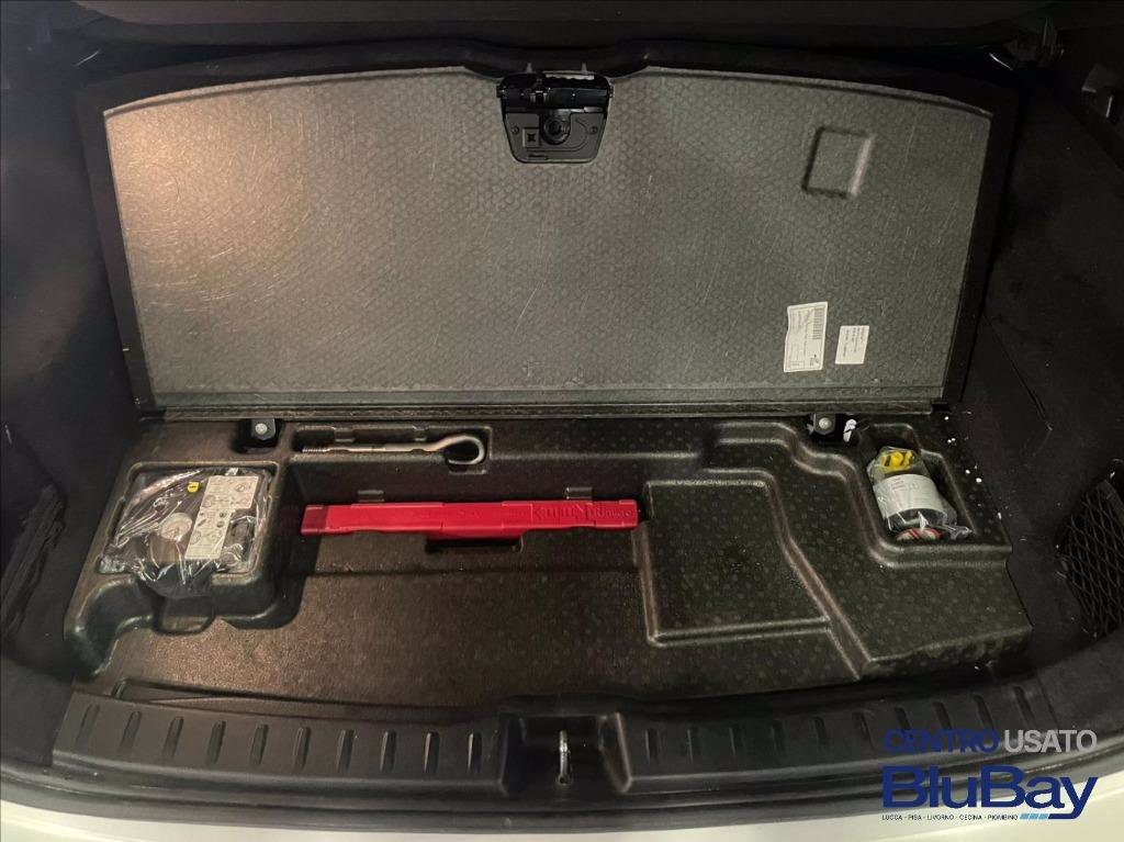 MERCEDES EQA 250 Premium Plus