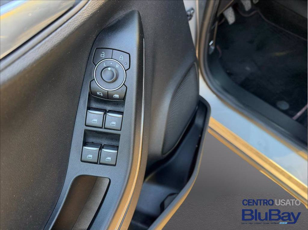 FORD Puma 1.0 EcoBoost Hybrid 125 CV S&S ST-Line X