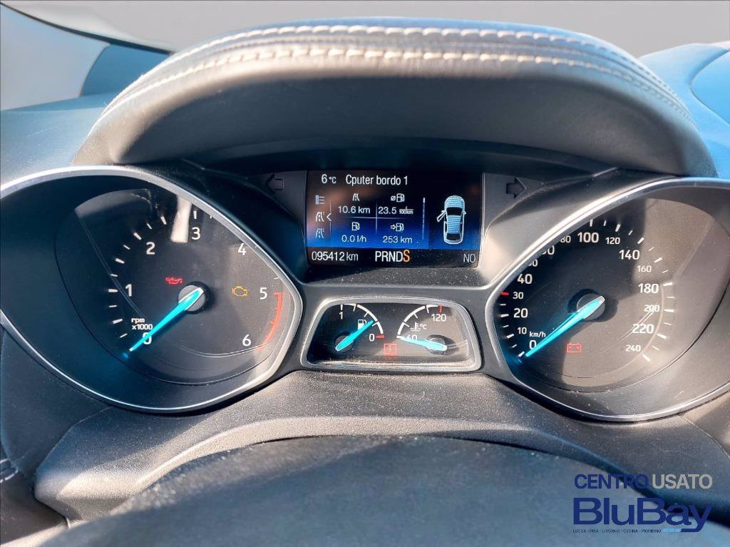 FORD Kuga 2.0 TDCI 180 CV S&S 4WD Powershift Vignale