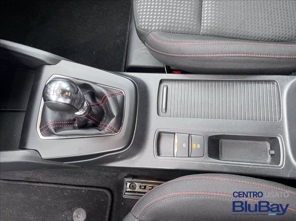 FORD Focus 1.0t ecoboost h st-line x 125cv