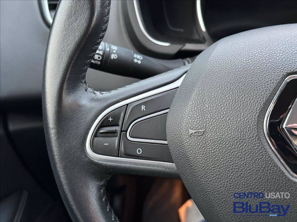 RENAULT Scénic Blue dCi 120 CV Business