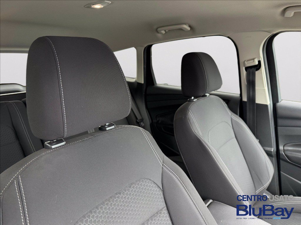 FORD Kuga 2.0 TDCI 150 CV S&S 4WD Powershift Titanium