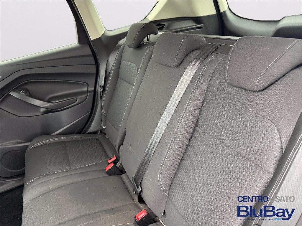 FORD Kuga 2.0 TDCI 150 CV S&S 4WD Powershift Titanium