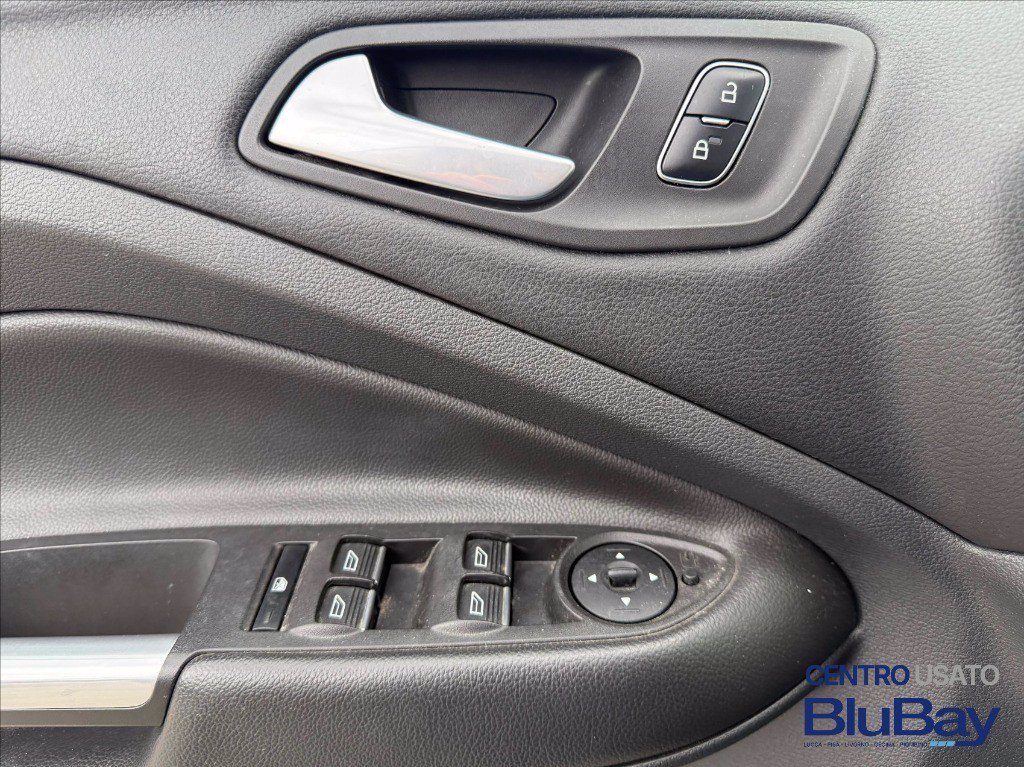 FORD Kuga 2.0 TDCI 150 CV S&S 4WD Powershift Titanium