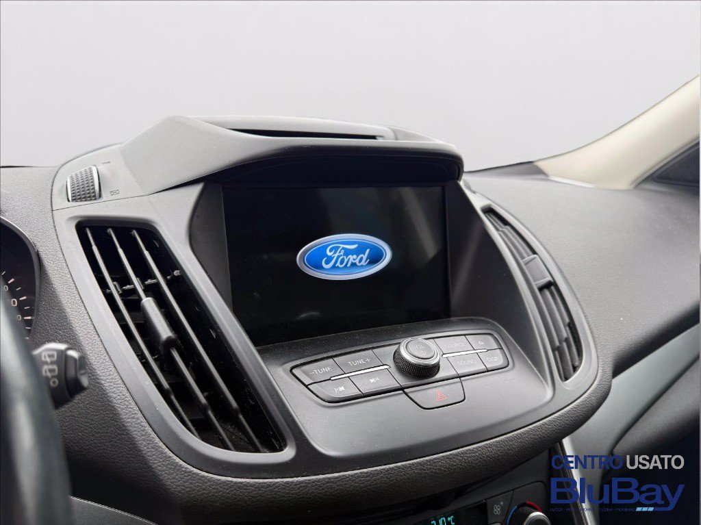 FORD Kuga 2.0 TDCI 150 CV S&S 4WD Powershift Titanium