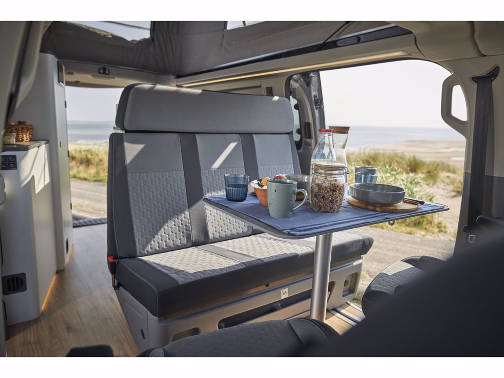 FORD Transit Custom Nugget Titanium 2.0 EcoBlue 170CV Automatica A8 320 L1H1