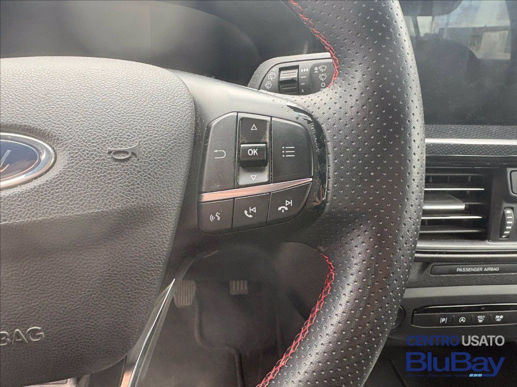 FORD Focus 1.0 EcoBoost Hybrid 125 CV 5p. ST-Line