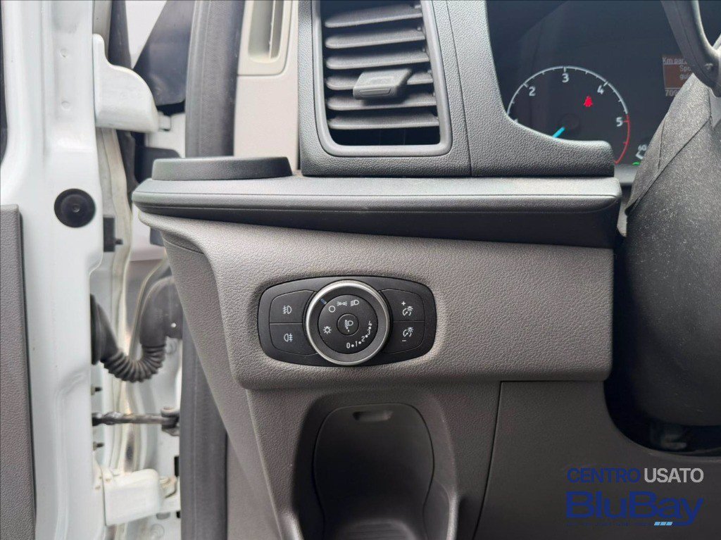 FORD Transit Custom 280 2.0 tdci 130cv titanium L1H1 E6.2