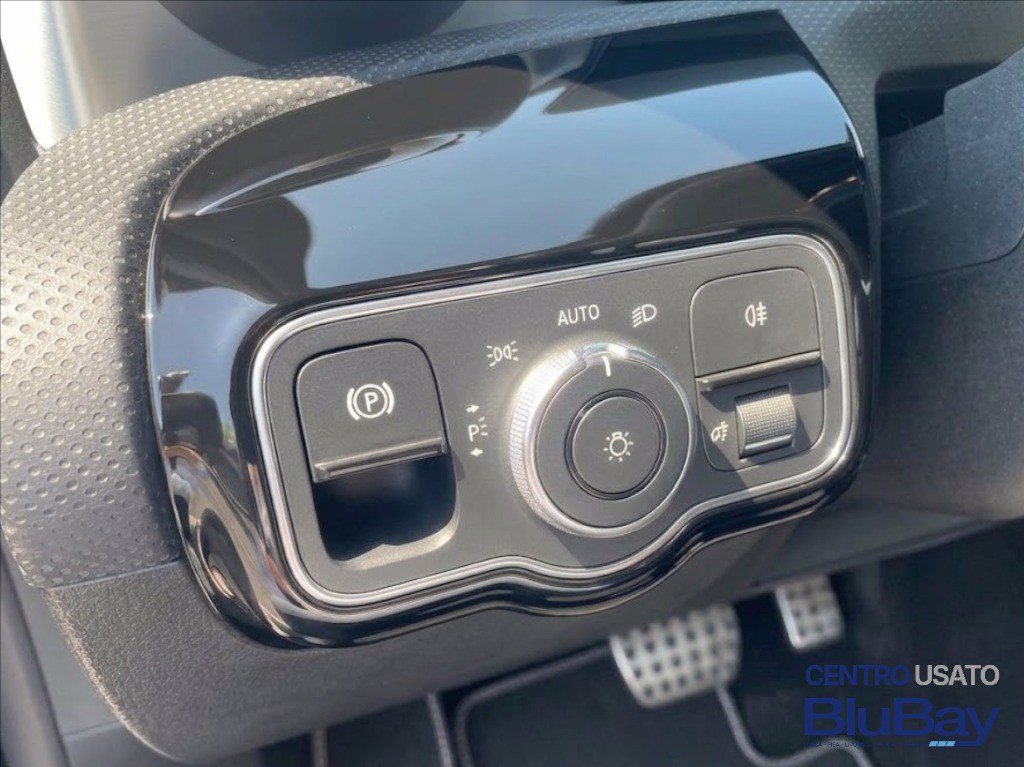 MERCEDES Cla coupe 200 d premium auto