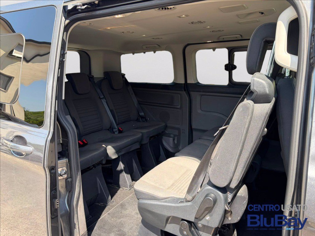 FORD Tourneo Custom 320 2.0 tdci 170cv Titanium L1H1 auto E6.2