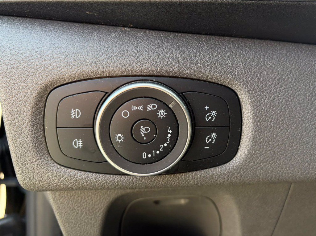 FORD Tourneo Custom 320 2.0 tdci 170cv Titanium L1H1 auto E6.2