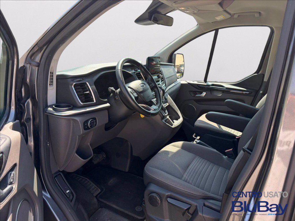 FORD Tourneo Custom 320 2.0 tdci 170cv Titanium L1H1 auto E6.2