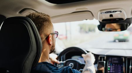 Guidare Macchina Intestata A Un Altro (1)